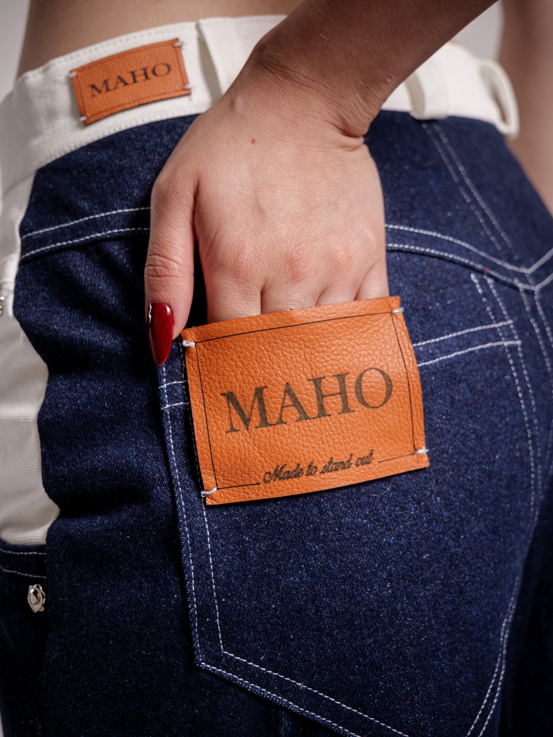 JEANS MAHO
